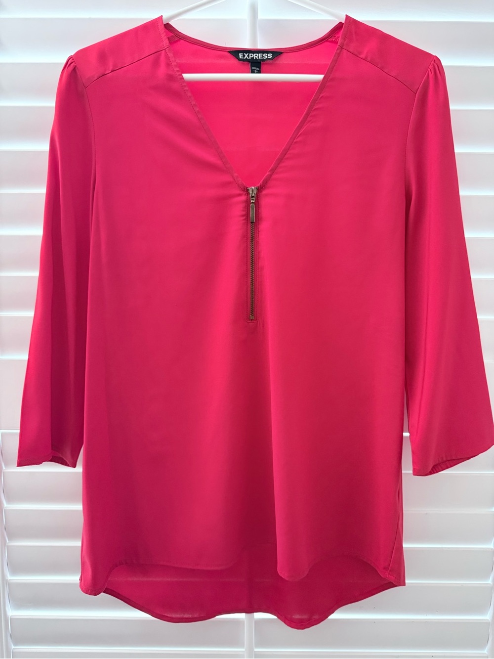 Express Women's Fuchsia Zip-Front V-Neck Blouse